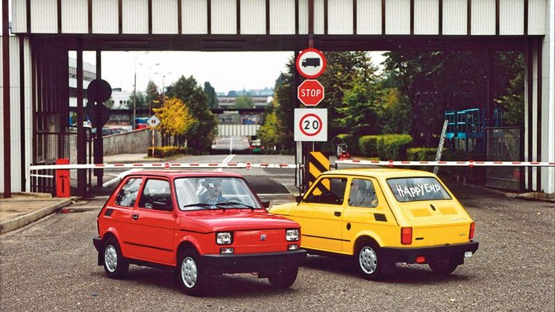1994 gab es ein Facelift. Fortan nannte sich der Wagen „Fiat 126 elx“. Außer veränderten Stoßstangen und Türen bekam er ab Werk einen G-Kat. Dieser reichte für die Einstufung nach Euro-1-Norm. Zum Ende der Produktion 2000 gab es zudem das Sondermodell „Happy End“. (Bild: Fiat)