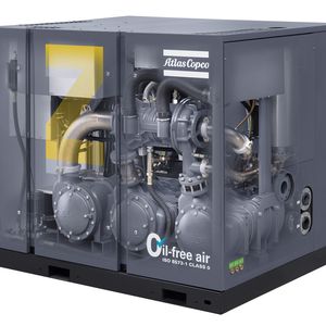 Bild 1: Das Innenleben des dreistufigen Turbokompressors ZH 350+: Konstruktive Verbesserungen führen dazu, dass die Maschine um 4% effizienter läuft als der bisher effizienteste ölfrei verdichtende Atlas-Copco-Kompressor. 