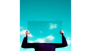 Entscheider, die strategisch sichtbar sind, gewinnen Vertrauen, stärken die Unternehmensmarke und behalten die Kontrolle über ihr Narrativ – auch in komplexen Kommunikationsumfeldern. (Bild: Unsplash)