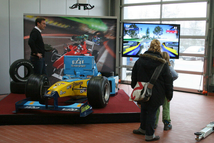 ...ein Formel-1-Simulator... (Foto: Werner Autombile)