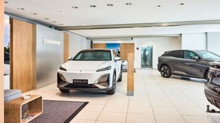 Changan ist mit dem Autohaus Günther in Hamburg als Pilothändler in Deutschland gestartet. (Bild: Changan)
