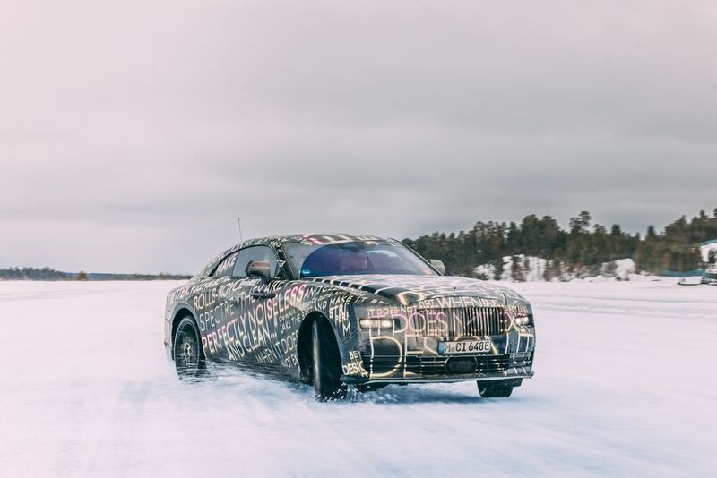 Absolviert gerade Kältetests und wird heiß erwartet: Mit dem vollelektrischen „Spectre“ startet Rolls-Royce nächstes Jahr ins Strom-Zeitalter.  (Rolls-Royce Motor Cars)