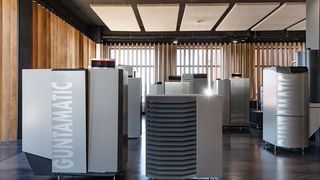 Bevor die Biomasse-Heizsysteme von Guntamatic in diesem Glanz erstrahlen, müssen auch präzise und hochwertige schweißtechnische Arbeiten per Hand durchgeführt werden. Fronius-Schweißsysteme helfen dabei. Hier mehr dazu. (Fronius)