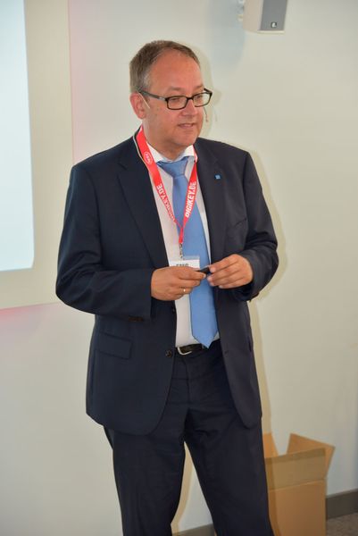 Der Countdown für ISO 90012015 und ISO 140012015 läuft noch bis September 2018 – Frank Langenberg. (Bild: VCG)