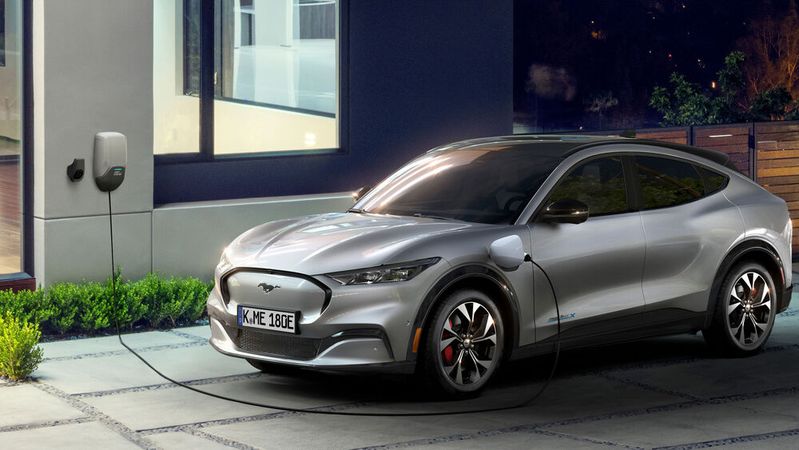 Private Wallboxen können gedrosselt werden.(Bild:  Ford)