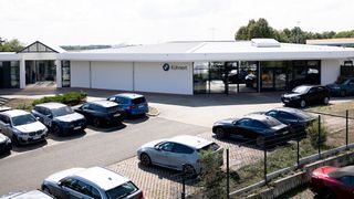 Seit 3. August 2026 ist das Autohaus Kühnert am neuen Standort in der Zeitzer Straße 135 in Altenburg geöffnet. (Bild: Autohaus Kühnert)