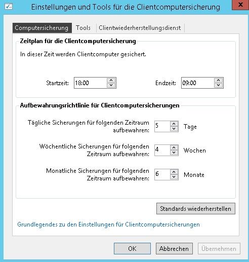 In den Einstellungen für Clients-PCs lassen sich im Dashboard von Windows Server 2012 R2 Essentials umfassende Einstellungen zur Sicherung vornehmen. Hier steuern Administratoren tägliche, wöchentliche und monatliche Sicherung der Client-PCs. (Bild: Joos)