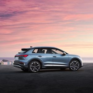 Das Leergewicht liegt je nach Ausführung zwischen 1.890 und 2.140 Kilogramm.(Bild:  Audi)