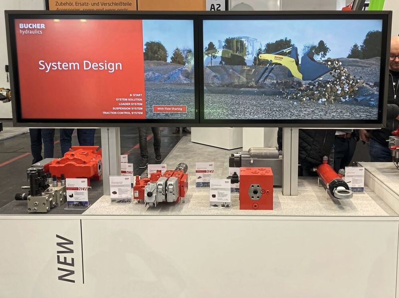 Ebenfalls am Bucher-Hydraulics-Stand: Mit der neuen App des Unternehmens lässt sich der Schaufelinhalt beim Lader wiegen: Die App bestimmt die Masse unter anderem anhand des Drucks in den Hydraulikzylindern.  (Bild: dm/VCG)