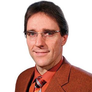 Prof. Dr.-Ing. Wilfried Saxler, Geschäftsführer des Fachverbandes Deutscher Präzisions-Werkzeugschleifer (FDPW) in Brühl: „Werkzeugschleifer, die auch Sonderwerkzeuge herstellen, sind weniger stark vom Umsatzeinbruch betroffen.“ Bild: FDPW