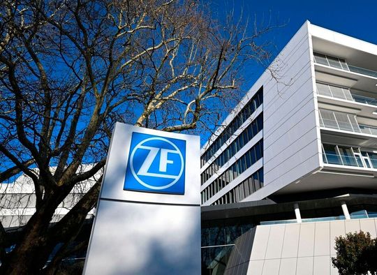 Die ZF-Spitze sieht sich auf einem guten und vor allem stabilen Weg, die Dellen der Krisenjahre wieder auszubügeln. Nur darf man jetzt diesen Kurs nicht verlassen ...(Bild:  ZF)