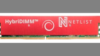 Noch kann jedes HybriDIMM nur ein TByte aufnehmen. Unter der Kategore NVDIMM-P soll es zum SNIA-Standard erklärt werden. (Netlist)