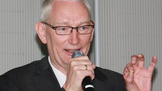 „Der Forschungsverbund hat die gesamte Energiekette in der Automatisierung untersucht und Tools entwickelt, die Anwendern helfen solle, Energie effizienter einzusetzen“, sagt Dr. Peter Post, Leiter Research and Programme Strategy bei Festo. (Bild: Itasse)