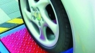 Ein Stoßdämpfertester steigert die Werkstattauslastung. (Archiv: Vogel Business Media)