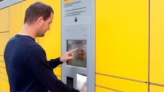 Mit den Packstationen will DHL den Kunden mehr Flexibilität beim Paketversand bieten. (DHL)