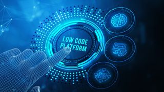 low-20code-tenpixels-adobestock-792549715-neu-1200x674v1 (Bild: © TenPixels/stock.adobe.com)