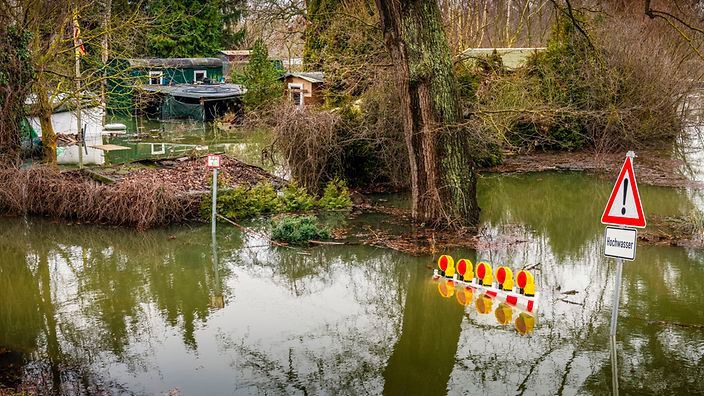 Wetterextreme nehmen zu – Versicherer müssen immer tiefer in die Tasche greifen.(Bild:  GDV)