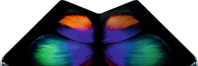 Ein faltbares Display beim Samsung Fold: Das Smartphone ist mit 5G-Technik ausgestattet. Durch die Kombination von cleverer Display-Technik mit dem neuen Mobilfunkstandard erhofft sich die Displaybranche einen Wachstumsschub. Ein faltbares Display beim Samsung Fold: Das Smartphone ist mit 5G-Technik ausgestattet. Durch die Kombination von cleverer Display-Technik mit dem neuen Mobilfunkstandard erhofft sich die Displaybranche einen Wachstumsschub.