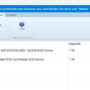 Nach dem Start zeigt DiskDigger die verbundenen Laufwerke an. Aus diesen können Anwender das gewünschte Laufwerk auswählen.(Bild:  Joos (Screenshot))