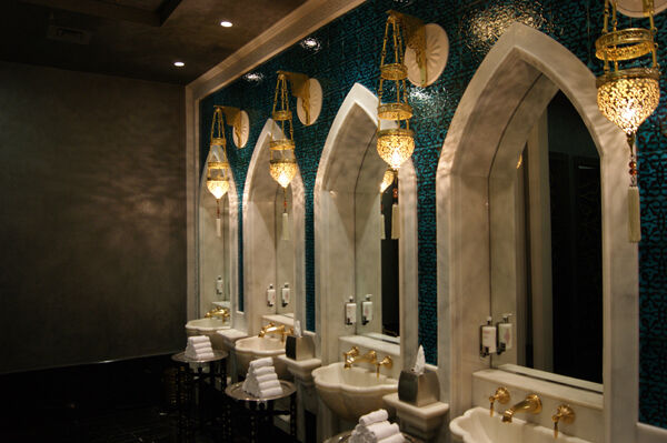 Ein Hauch von Luxus umweht selbst die Herrentoilette. (Archiv: Vogel Business Media)