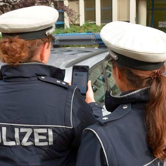 Arbeiten an Ort und Stelle dank mobiler Endgeräte (RLP Polizei)