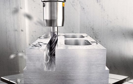 Mit dem Coromill Plura HD hat Sandvik Coromant ein Werkzeugsystem geschaffen, das die Zerspanung von Stahl und rostfreiem Stahl produktiver macht.(Bild:  Sandvik Coromant)