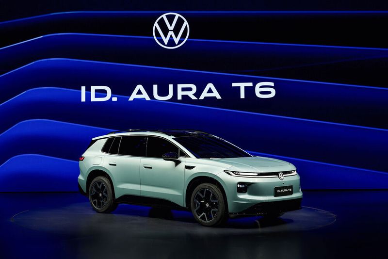 One of the four world premieres before the start of Auto China 2026 was the VW ID Aura T6. The car is the first model in the new ID Aura series in the electric mid-size SUV segment. (Image:Volkswagen)
