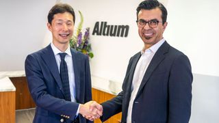 Hidetoshi Shibata (links), CEO von Renesas, und Aram Mirkazemi, CEO von Altium. Auf eine langjährige Kooperation folgt nun die Übernahme. (Bild: Renesas Electronics)