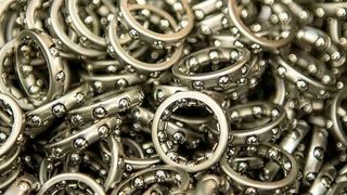 Wälzlagersysteme und -komponenten (hier im Bild) herzustellen ist eine Spezialität von MPT Präzisionsteile aus Mittweida. Leider haben die herrschenden Probleme am Standort Deutschland nun zur Insolvenz geführt ... (Bild: MPT Präzisionsteile)