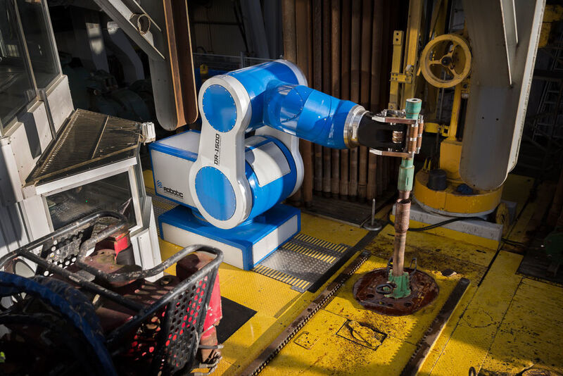 Nabtesco hat für die im Drill-Floor-Roboter DFR-1500 des Roboter-Herstellers RDS verbauten Zykloidgetriebe die Offshore-Zulassung für den Einsatz auf der Ölplattform Deepsea Atlantic erhalten.  (Nabtesco)