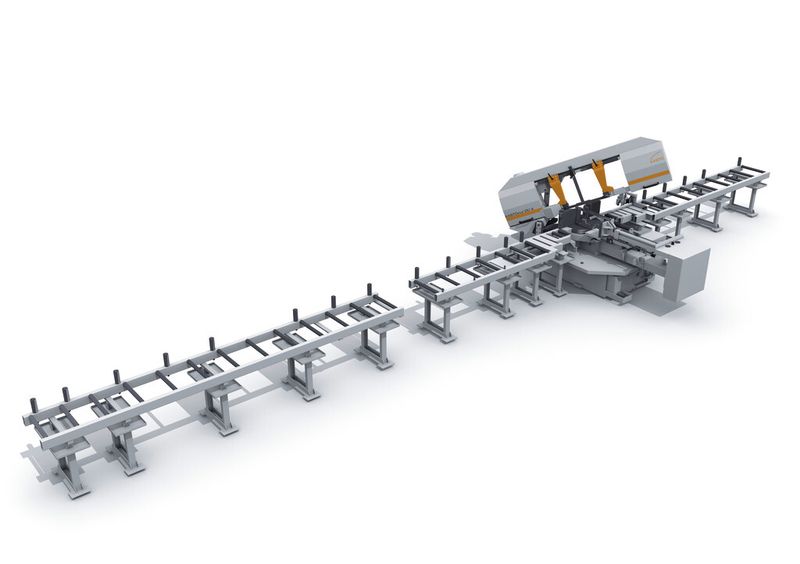Eine Kasto-Universalsäge vom Typ Kastocut DU 4 mit einer integrierten Rollenbahn, die sowohl zufuhr- als auch abfuhrseitig den Sägeprozess unterstützt und ihn so produktiver macht. (Bild: Kasto)