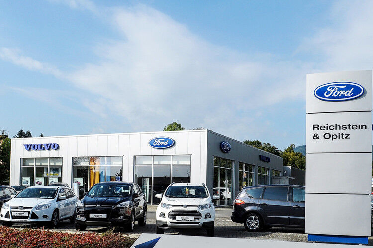 Eröffnet 2008: die Ford-Filiale in Saalfeld (Foto: Reichstein & Opitz)