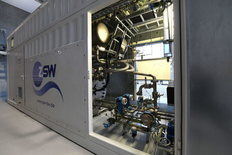 Die ZSW-Forschungs-Elektrolyseanlage (Energiedienst / Juri Junkov)