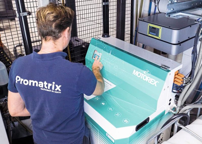 L'équipe Motorex a accompagné l'entreprise néerlandaise Promatrix à mettre en place l'utilisation de FLUIDLYNX sur six machines-outils, puis douze.  (Source : Motorex AG)