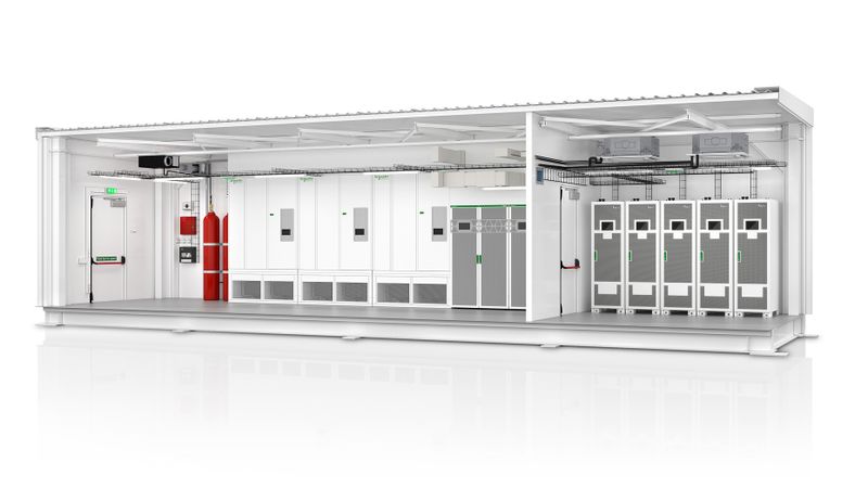 Alles in einem werksseitig getesteten Gehäuse: Die vorgefertigten Power-Module von Schneider Electric bündeln kritische Infrastruktur wie die Galaxy VXL USV, Lithium-Ionen-Batterien, Kühlung und Schaltanlagen für Kapazitäten bis 2,5 MW. (Bild:  Schneider Electric)