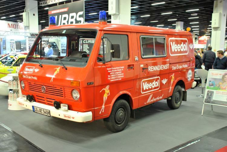 Nur wenige Schmierstoffhersteller informieren über ihr Klassikangebot auf Messen – Veedol ist einer davon. (Bild: Dominsky)