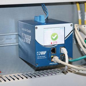 „Stiller Wächter“ im Schaltschrank: Der Profinet-INspektor NT zeigt bereits auf dem Display den aktuellen Netzwerkgesamtzustand an und liefert erste Diagnosehinweise.(Bild:  Indu-Sol)