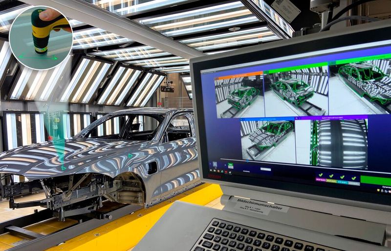 In der Finish-Kabine zeigt die Projektion dem Werker die Stelle, die nachbearbeitet werden muss. (Bild: Extend-3D)