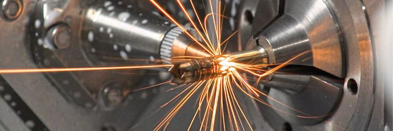 Fertigungstechnische Grenzen beim Drehen und Fräsen werden bei Citizen durch die Kombination mit der Laserbearbeitung verschoben. Fertigungstechnische Grenzen beim Drehen und Fräsen werden bei Citizen durch die Kombination mit der Laserbearbeitung verschoben.