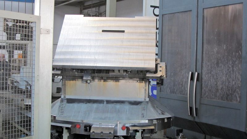 Bild 1: Fünf Varianten der Tischplatten für die Formatkreissägen fertigt Martin in Stückzahlen zwischen 140 und 1000 pro Jahr. (SHW)