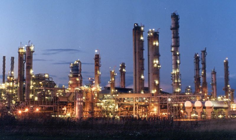 Platz 4: SABIC, Saudi-Arabien  Der Hersteller von Grundchemikalien, Zwischenprodukten, Kunststoffen, Metallen und Düngemitteln beschäftigte 2011 über 40.000 Mitarbeiter weltweit und befindet sich mehrheitlich (70 Prozent) im Besitz des saudi-arabischen Staates. (Bild: SABIC)