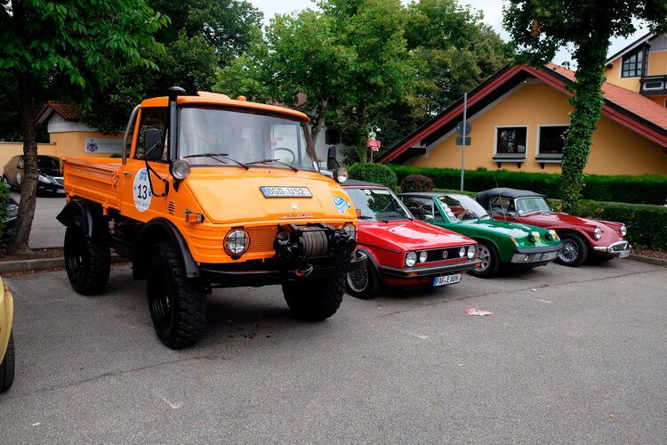 Das einzige Nutzfahrzeug in der Reihe der Meister-Classic: ein Unimog U421.  (Holger Zietz)