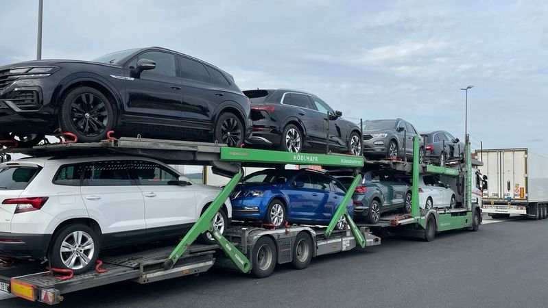 Der Neuwagenmarkt ist in Deutschland den fünften Monat in Folge rückläufig gewesen.(Bild:  Grimm – VCG)