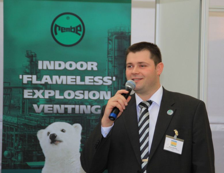 Referent Klaus Meichle von Rembe Safety + Control, einem Anbieter von Sicherheits- und Messtechnikprodukten. (Bild: PROCESS)