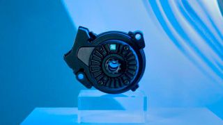 Das Herzstück des E-Bike-Antriebssystems ist die 1850 g leichte HPR50 Drive Unit mit der patentierten Harmonic-Pin-Ring-Technologie. (Bild: Julian Mittelstaedt/TQ)