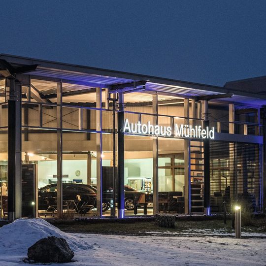 Das Mercedes-Autohaus Mühlfeld in Meiningen ist Teil der Schade-Gruppe geworden.(Bild:  Schade-Gruppe)