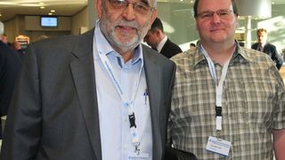 Wechsel an der Spitze: Klaus-Dietrich Weinreich (li.) übergibt an Alexander Lucht. (Zietz)