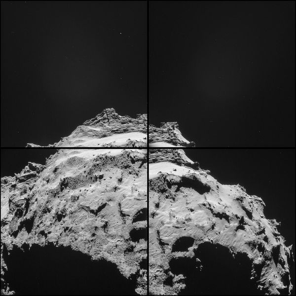 Montage aus vier Einzelaufnahmen, die die Navigationskamera an Bord der Raumsonde Rosetta am 30. September 2014 vom Kometen 67P/Churyumov-Gerasimenko gemacht hat. Sie entstanden aus etwa 18,1 km Entfernung zum Zentrum des Kometen. Dieses Bild zeigt auch die Landestelle J
