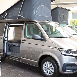 Vom Caddy bis zum Crafter: Volkswagen unterstützt dank unterschiedlicher Basisfahrzeuge diverse Varianten des Reisens auf eigenen Rädern.(Bild:  Dominsky – VCG)