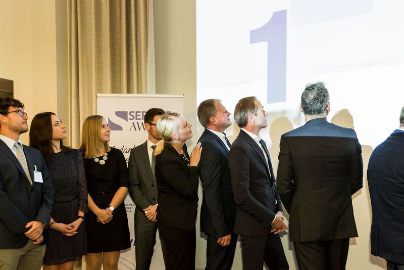 Denn welcher Betrieb Sieger und welcher Zweiplatzierter ist, das verrät die Jury erst ganz zum Schluss. (Stefan Bausewein)